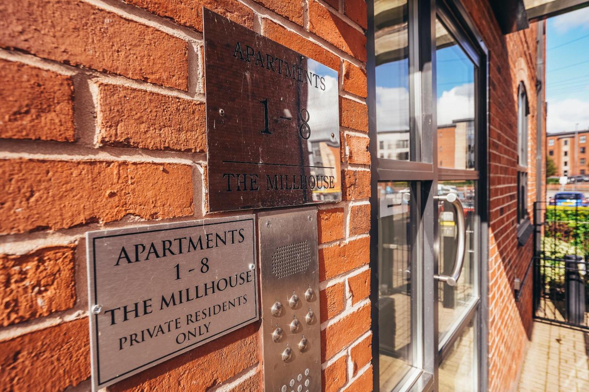 #8 The Millhouse By Derbnb, Stylish 2 Bedroom Apartment, Gated Parking, Wi-Fi, Netflix & Within Walking Distance Of The City Centre Derby Exterior photo